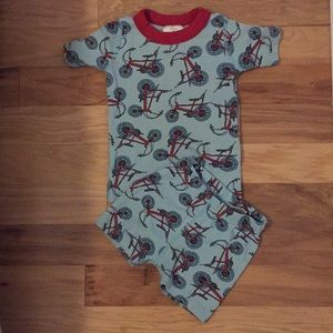 Hanna Andersson pajama set shorts sz 90